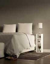 Mesa De Cabeceira 60x30x15 Pequena Branco Quarto Sala