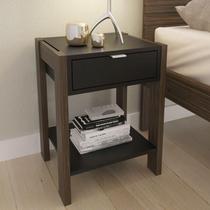 Mesa de Cabeceira com 1 Gaveta e 1 Tomada Bivolt Preto/Nogal Mesa de Cabeceira com 1 Gaveta e 1 Tomada Bivolt Preto/Nogal