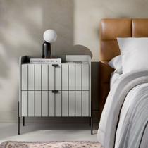 mesa de cabeceira com gavetas riscada moriah 60cm luxuosa para quarto cama casal pé e puxador slim preto