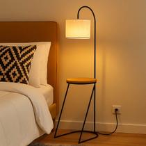 Mesa de Cabeceira com Luminária Abajur Integrada Lateral Tampo Madeira Estrutura em Ferro