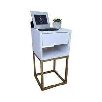 Mesa de Cabeceira Estilo Industrial 30cm Branco Gaveta e Nicho Pés Ferro Dourado Quarto Lateral Cama