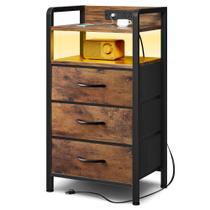 Mesa de Cabeceira Lazzanto para Quarto - mesa de cabeceira com Estação de Carregamento e Fita de Luz LED, Mesa Lateral com Prateleira de Armazenamento e 3 Gavetas de Tecido, Portas USB e Tomadas AC, Marrom Rústico Mesa de Cabeceira Lazzanto para Quarto - mesa de cabeceira com Estação de Carregamento e Fita de Luz LED, Mesa Lateral com Prateleira de Armazenamento e 3 Gavetas de Tecido, Portas USB e Tomadas AC, Marrom Rústico
