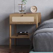 Mesa de Cabeceira Pandora 1 Gaveta Palhinha Pé Madeira Boho Móvel na Caixa Mesa de Cabeceira Pandora 1 Gaveta Palhinha Pé Madeira Boho Móvel na Caixa