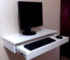 Mesa de Cabeceira Prateleira para computador branco 60x15x30