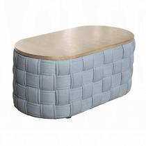 Mesa de café Benzara Reah tricotada em madeira de chenille azul 104 cm Mesa de café Benzara Reah tricotada em madeira de chenille azul 104 cm