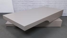 Mesa de Centro Giratória cor Fendi - 0,31x1,20x0,60cm Mesa de Centro Giratória cor Fendi - 0,31x1,20x0,60cm