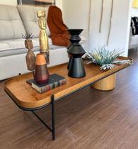 Mesa de Centro Rústica com Vaso Integrado Royale Montanhês