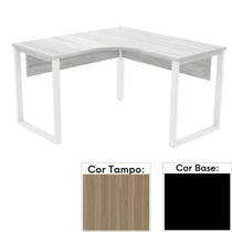 Mesa de Escritório em L Pé Tubular PE25 em MDP 155 x 155 x 60 cm Cor Noce Naturalle e Base Preta Mesa de Escritório em L Pé Tubular PE25 em MDP 155 x 155 x 60 cm Cor Noce Naturalle e Base Preta