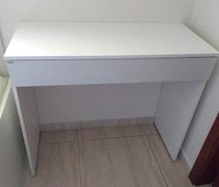Mesa de estudo Mesa de estudo
