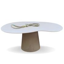 Mesa De Jantar Cone Orgânica Bean 160x90cm Base Cimento Queimado Tampo Branco Mesa De Jantar Cone Orgânica Bean 160x90cm Base Cimento Queimado Tampo Branco