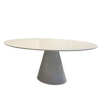 Mesa de Jantar Cone Oval 137x90 cm Laqueada