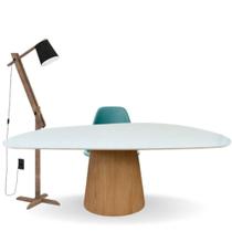 Mesa De Jantar Cone Oval Orgânica 140x90cm Mesa De Jantar Cone Oval Orgânica 140x90cm