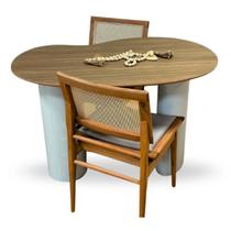 Mesa de jantar Organica Ayla 140x90cm base em laca tampo carvalho Malva