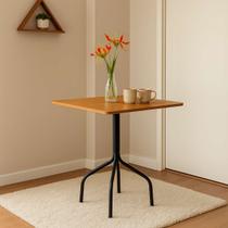 Mesa De Jantar Quadrada 68x68 Reforçada Estilo Industrial Compacta Ideal Para Espaços Pequenos