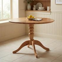Mesa de Jantar Redonda 110cm Pé Central Madeira Maciça Natural Gardênia Yescasa Bege/Marrom Mesa de Jantar Redonda 110cm Pé Central Madeira Maciça Natural Gardênia Yescasa Bege/Marrom