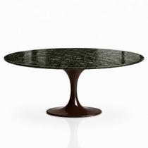 Mesa de Jantar Saarinen Oval 244x137 cm Tampo Mármore Verde Guatemala Base Laca Marrom Cacau Mesa de Jantar Saarinen Oval 244x137 cm Tampo Mármore Verde Guatemala Base Laca Marrom Cacau