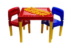 Mesa De Plástico Para Crianças Com 2 Cadeiras Educativa