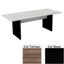 Mesa de Reunião Retangular 260 x 120 cm Pé Painel PE25 em MDP Cor Walnut Base Preto Mesa de Reunião Retangular 260 x 120 cm Pé Painel PE25 em MDP Cor Walnut Base Preto