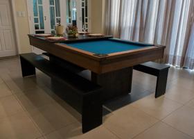 Mesa de Sinuca e Jantar com 2 Bancos - 2,00x1,10