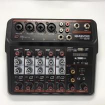 Mesa de Som Compacta MC6BT Soundvoice