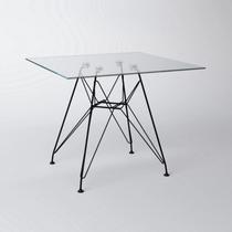 Mesa Eiffel Quadrada 90cm Tampo De Vidro Com Base De Ferro Preto