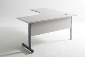 Mesa em L Cinza Mdp 25mm med.: 1500x600x740mm Mesa em L Cinza Mdp 25mm med.: 1500x600x740mm