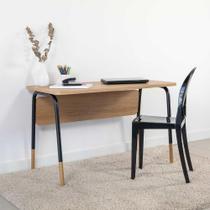 Mesa Escrivaninha 136cm Home Office Pés em Metal e Madeira