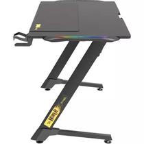Mesa Gamer Nuker MG001 Fiber Carbono 10060 cm, RGB, Mousepad Incluso, Suporta 120 kg, Organizador de Fios, PortaCopos