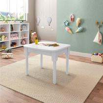 Mesa Infantil com 2 cadeiras Mariah Madeira Maciça e Laca Casatema Branco/Menta Mesa Infantil com 2 cadeiras Mariah Madeira Maciça e Laca Casatema Branco/Menta
