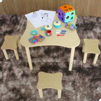 Mesa Infantil de Madeira Com 4 Cadeiras Decoração Playground