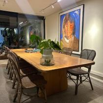 Mesa Jantar 2,50m Madeira Maciça Pequiá Borda Orgânica 10 Lugares Base Ferro Martinez