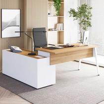 Mesa L Diretor com Armário Lateral 3 Gavetas 180cm Industrial Tampo Chanfrado Pés em Metal Executive Macadâmia E Branco