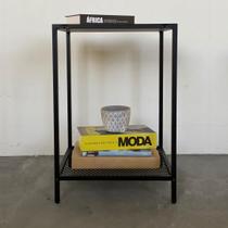 Mesa Lateral Auxiliar Industrial Retrô Quadrada 1 Prateleira Madeira/Aço York Mesa Lateral Auxiliar Industrial Retrô Quadrada 1 Prateleira Madeira/Aço York