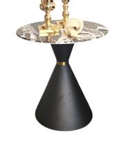 Mesa Lateral Redondo Moderno Base Cone Filete Dourado Tampo Mármore Alto Padrão