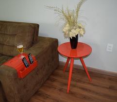 Mesa Lateral Tampo Laqueado Para Sala Tampo 40 cm Tripé Pés Palito - Vermelho