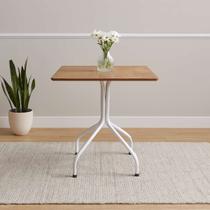 Mesa MDF 68cm com Estrutura de Ferro Super Resistente Ideal para Apartamentos e Espaços Compactos Mesa MDF 68cm com Estrutura de Ferro Super Resistente Ideal para Apartamentos e Espaços Compactos