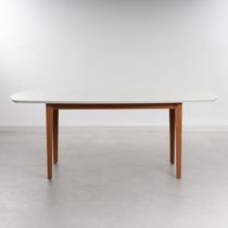 Mesa Oval 6 Lugares 1,8m Tampo MDF Tiê CabeCasa MadeiraOriginals Marrom