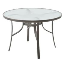 Mesa para Área Externa Redonda Macaé Rivatti Aluminio Amêndoa 107 cm Tampo Vidro Temperado e Jateado