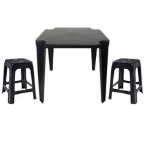 Mesa Quadrada Plástico Monobloco 70cm Preta + 2 Banquetas Empilháveis Mesa Quadrada Plástico Monobloco 70cm Preta + 2 Banquetas Empilháveis