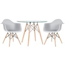 Mesa redonda Eames com tampo de vidro 100 cm + 2 cadeiras Eiffel DAW