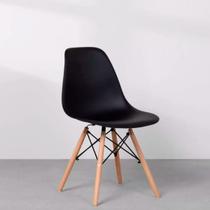 Mesa Redonda Eiffel De Jantar 70cm + 4 Cadeira Eiffel Eames
