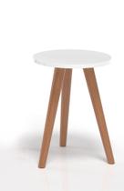 Mesinha Branca Elegante Para Apoiar Decorações Em Quarto