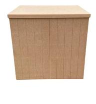 Mesinha Frisada De Chão Como Porta Para Lembrancinhas Festas