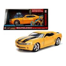 Metals Die Cast Miniatura 2006 Chevy Camaro Bumblebee 1/24