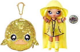 MGA Entertainment Na Na Surprise 2-in-1 Fashion Doll e Sparkly Lantejoulas Bolsa Sparkle Series Daria Duckie, 7,5" Raincoat Doll