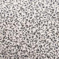 Miçanga Passante Redondo Alfabeto Plástico Branco Letra Preta 7mm 100pçs 15g Miçanga Passante Redondo Alfabeto Plástico Branco Letra Preta 7mm 100pçs 15g