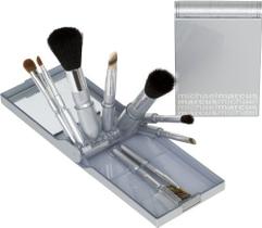 Michael Marcus Travel Brush Set - Kit de pincel de maquiagem de 9 peças, incluindo base, pó, sombra, contorno dos olhos, Blush, delineador e pincéis labiais - Produtos de beleza e ferramentas