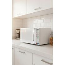Micro-ondas Bancada Branco 27L: 55 Receitas Rápidas!