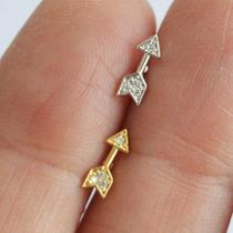 Microbell reto em ouro 18k com flechinha e zircônias cristal Microbell reto em ouro 18k com flechinha e zircônias cristal