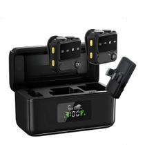 Microfone de Lapela Conector Duplo com Redução de Ruído e Case de Carregamento